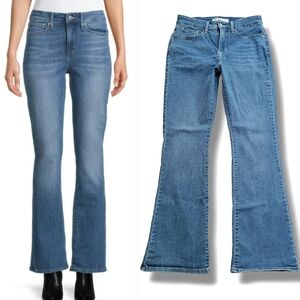 Levi Strauss Signature Women's Totally Shaping Mid Rise Bootcut Jean‎ Size 29
